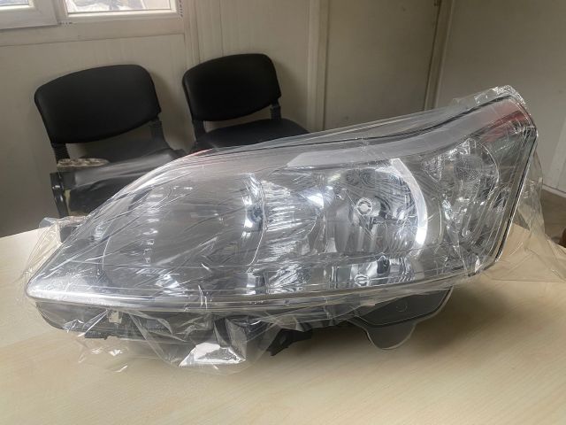 Citroen c4 2008 model sol ön far sıfır yeni yan sanayi